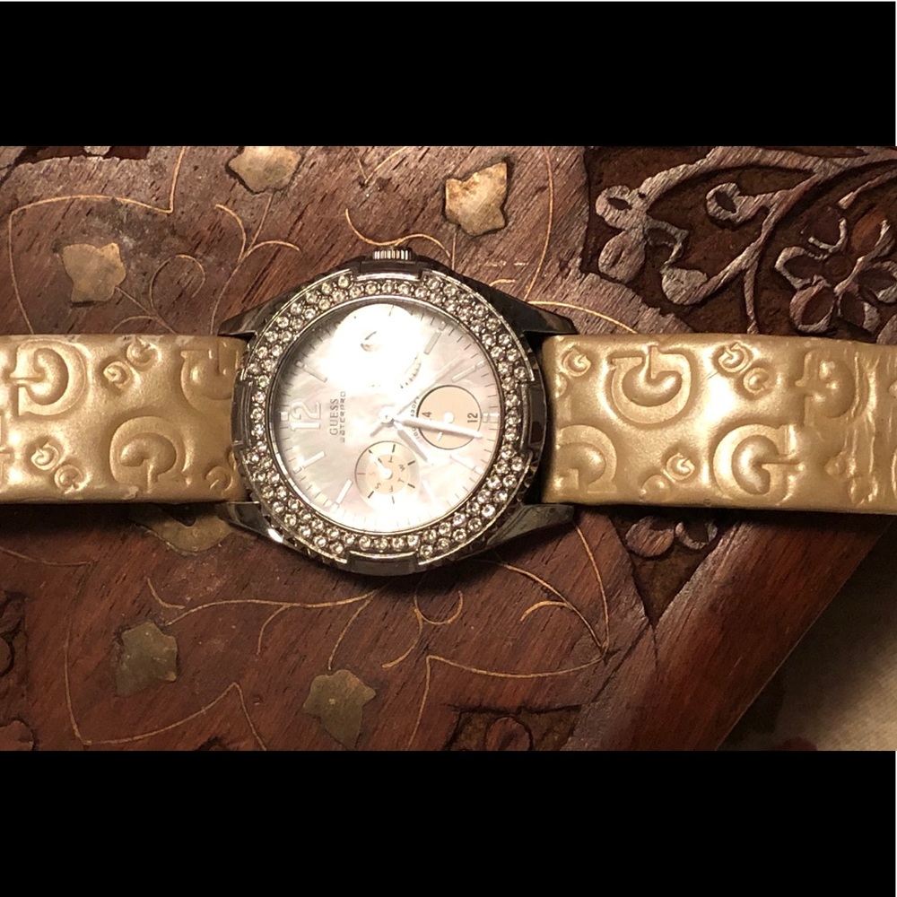 Guess watch